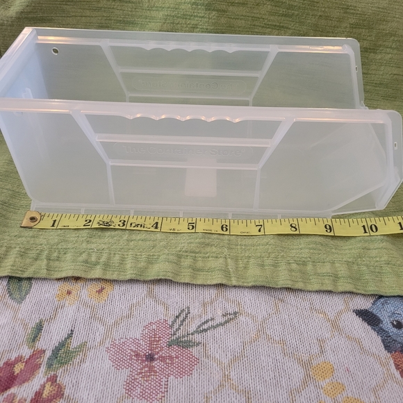 Stacking bin - Picture 1 of 2